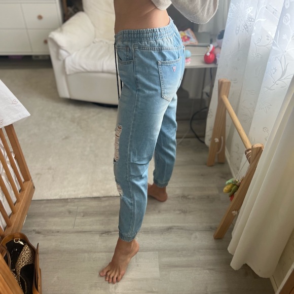 Guess Jean Joggers Small - Picture 7 of 8